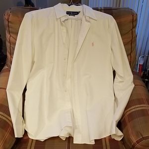 Men's button down classic fit shirt